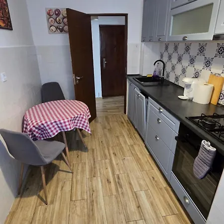 Elena Apartment *